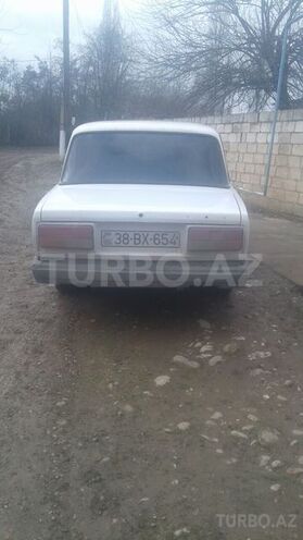 LADA (VAZ) 2107 2004, 10,000 km - 1.6 l - Qusar