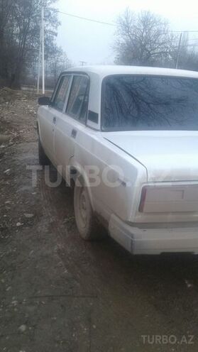 LADA (VAZ) 2107 2004, 10,000 km - 1.6 l - Qusar