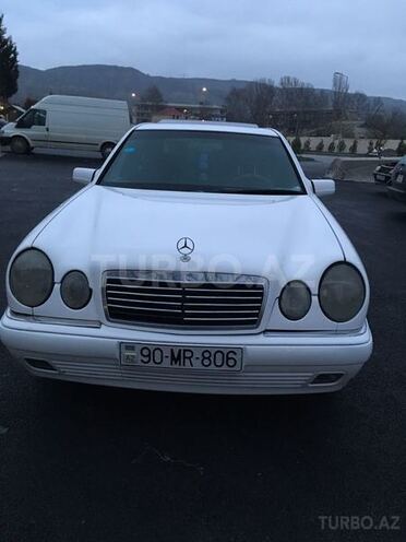 Mercedes E 230 1996, 275,000 km - 2.3 l - Mingəçevir