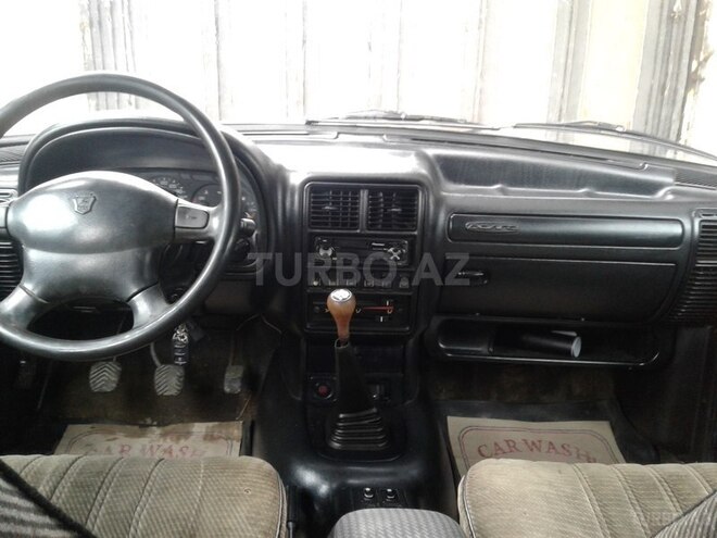 GAZ 3110 2001, 206,000 km - 2.3 l - Bakı
