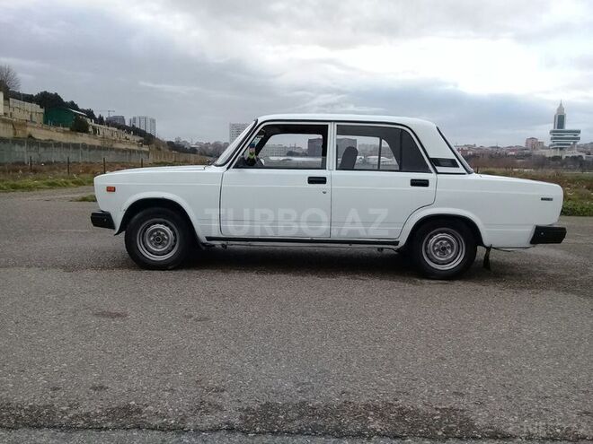 LADA (VAZ) 2107 2005, 130,000 km - 1.6 l - Bakı