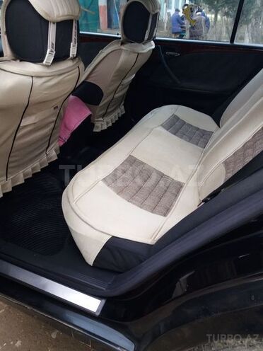 Mercedes E 270 2000, 230,000 km - 2.7 l - Astara