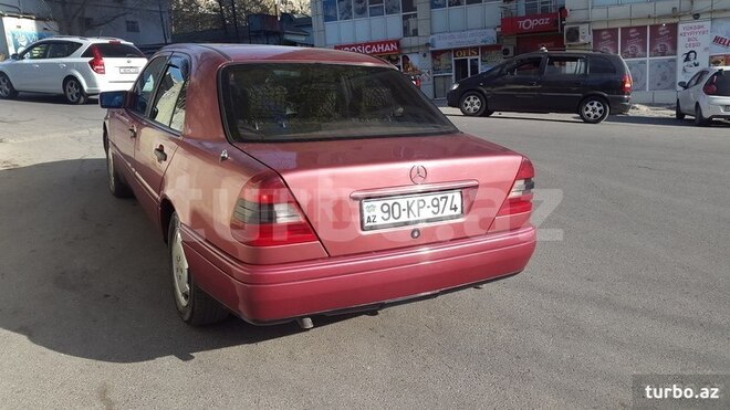 Mercedes C 180 1995, 470,000 km - 1.8 l - Bakı
