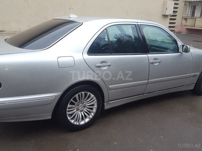 Mercedes E 200 2000, 230,000 km - 2.0 l - Mingəçevir