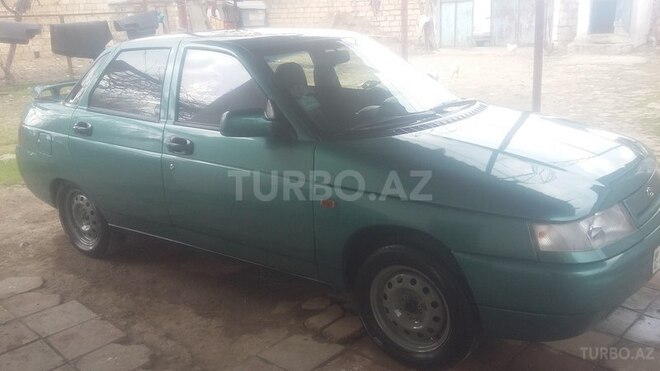 LADA (VAZ) 2110 2000, 250,000 km - 1.6 l - Salyan