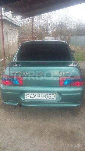 LADA (VAZ) 2110 2000, 250,000 km - 1.6 l - Salyan
