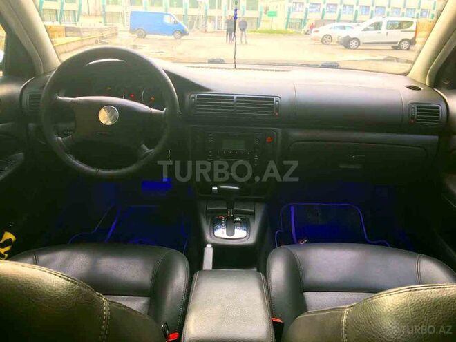 Volkswagen Passat 2004, 280,000 km - 1.8 l - Bakı