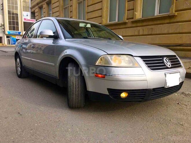 Volkswagen Passat 2004, 280,000 km - 1.8 l - Bakı