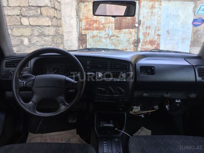 Volkswagen Golf 1997, 218,000 km - 1.8 l - Bakı