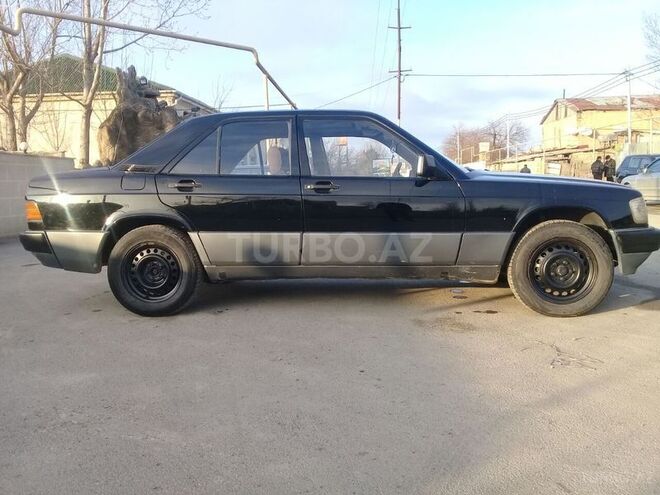 Mercedes 190 1991, 296,587 km - 1.8 л - Bakı