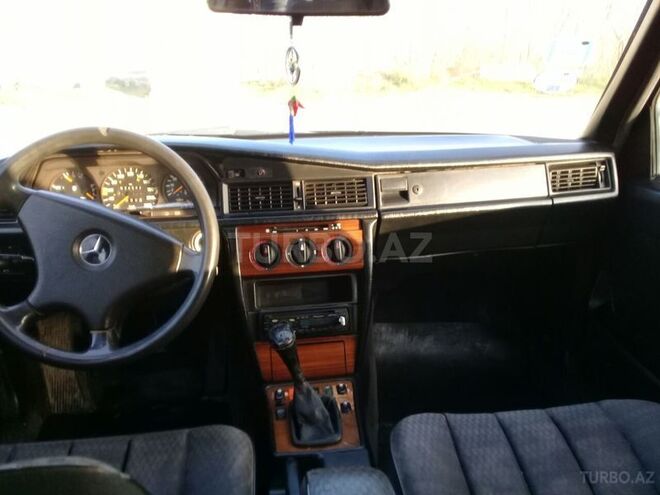 Mercedes 190 1991, 296,587 km - 1.8 л - Bakı