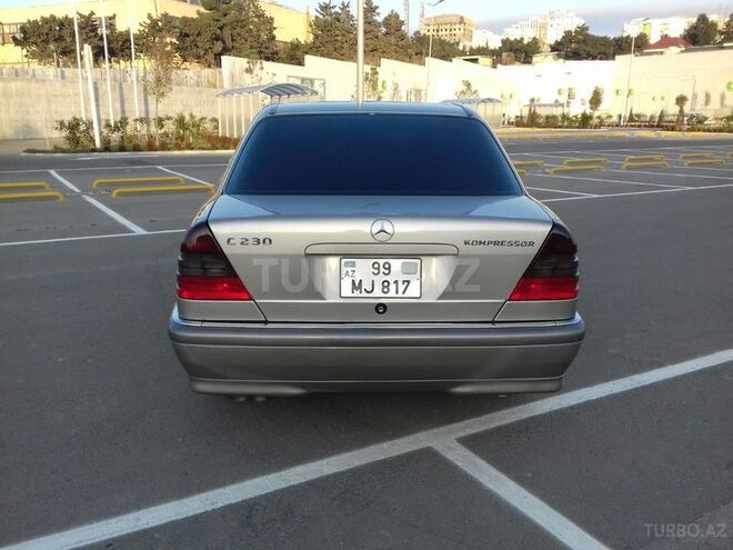 Mercedes C 230 1999, 240,000 km - 2.3 l - Bakı