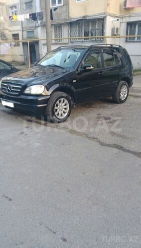 Mercedes ML 320 2000, 267,000 km - 3.2 л - Bakı