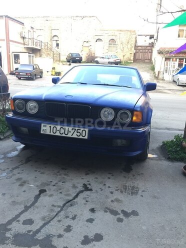 BMW 750 1990, 256,000 km - 5.0 л - Bakı