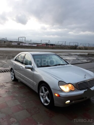 Mercedes C 240 2001, 264,000 km - 2.4 l - Sumqayıt