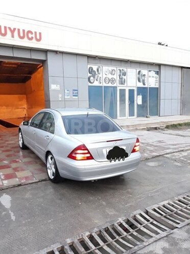 Mercedes C 240 2001, 264,000 km - 2.4 l - Sumqayıt