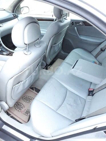 Mercedes C 240 2001, 264,000 km - 2.4 l - Sumqayıt