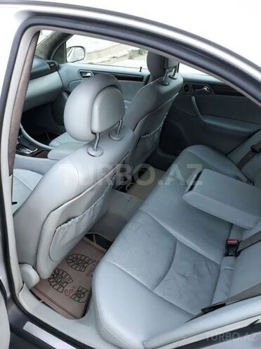 Mercedes C 240 2001, 264,000 km - 2.4 l - Sumqayıt