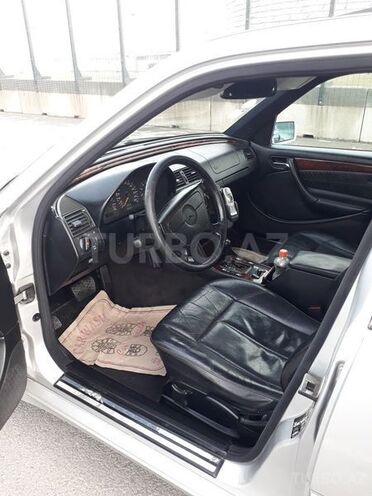 Mercedes C 240 1998, 205,117 km - 2.4 l - Bakı