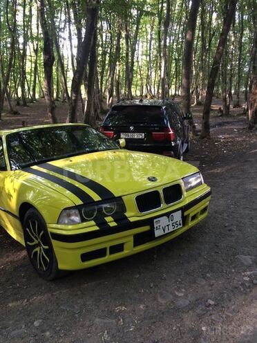 BMW 320 1993, 984,566 km - 0.2 l - Quba