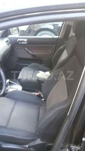 Volkswagen Golf 2003, 216,707 km - 2.0 l - Bakı
