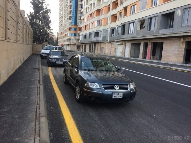 Volkswagen Passat 2001, 200,800 km - 1.8 l - Bakı