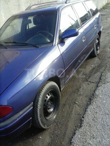 Opel Astra 1995, 338,000 km - 1.6 l - Bakı