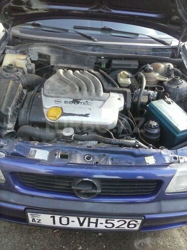 Opel Astra 1995, 338,000 km - 1.6 l - Bakı