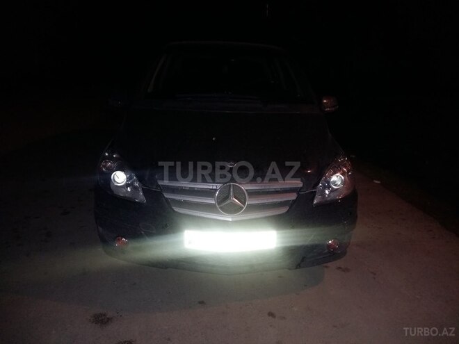 Mercedes B 180 2009, 57,845 km - 1.8 л - Şirvan