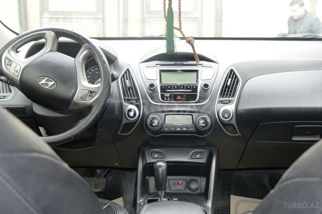 Hyundai ix35 2012, 129,000 km - 2.0 l - Bakı