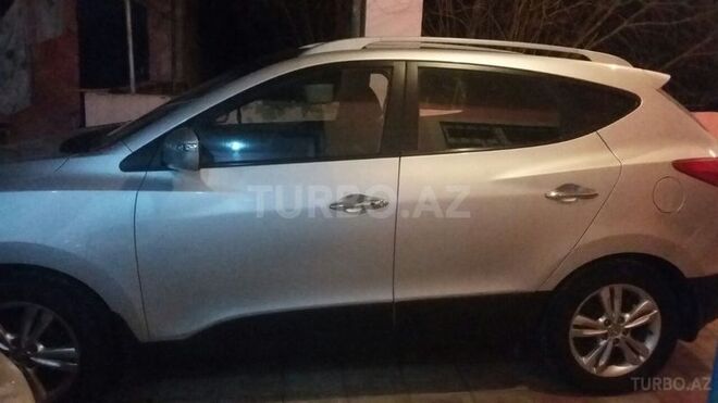 Hyundai ix35 2012, 129,000 km - 2.0 l - Bakı