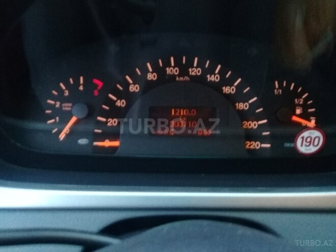 Mercedes Viano 2005, 305,000 km - 2.2 l - Bakı