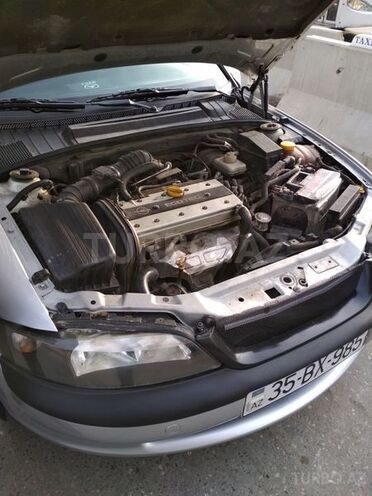 Opel Vectra 1998, 230,000 km - 2.0 l - Bakı