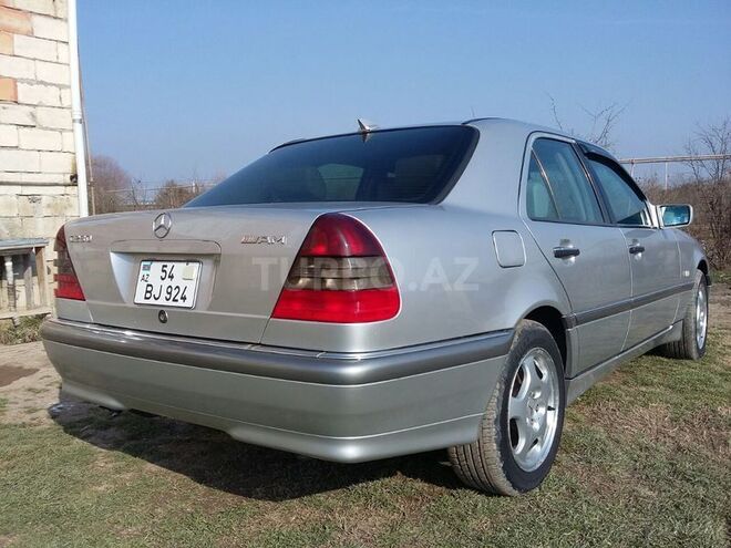 Mercedes C 230 1998, 207,602 km - 2.3 l - Bakı