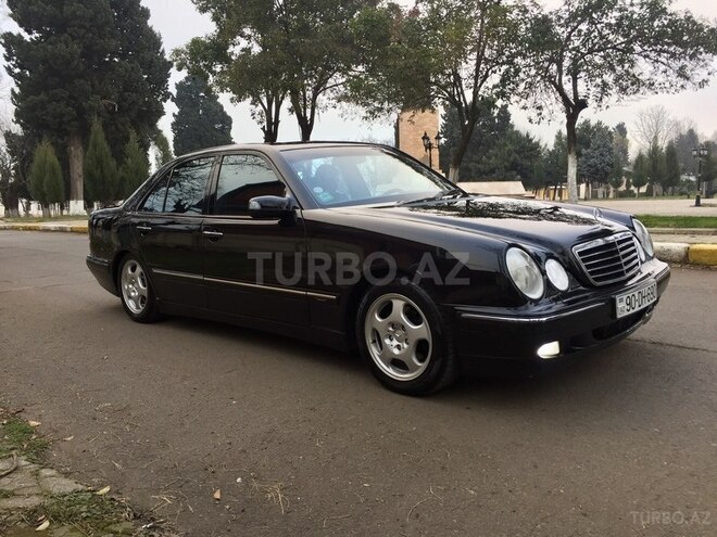 Mercedes E 240 2000, 258,000 km - 2.6 л - Lənkəran
