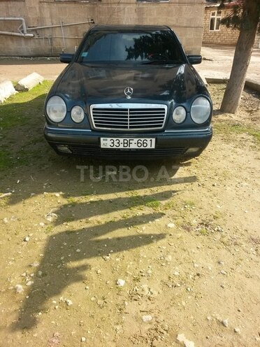 Mercedes E 230 1996, 287,000 km - 2.3 л - Bakı