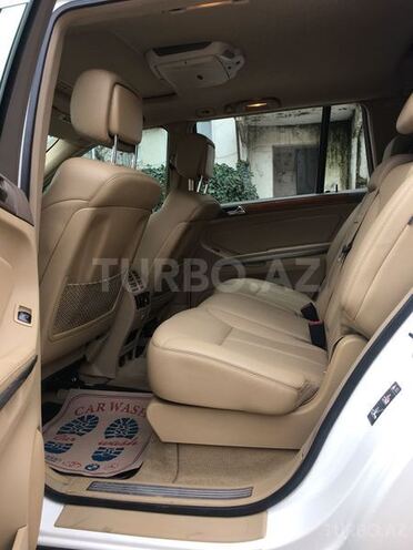 Mercedes GL 450 2007, 173,000 km - 4.5 l - Bakı