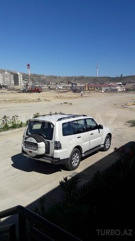 Mitsubishi Pajero 2009, 125,000 km - 3.0 l - Bakı