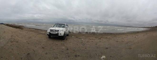 Mitsubishi Pajero 2009, 125,000 km - 3.0 l - Bakı