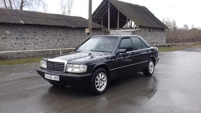 Mercedes 190 1990, 336,000 km - 1.8 l - Qəbələ