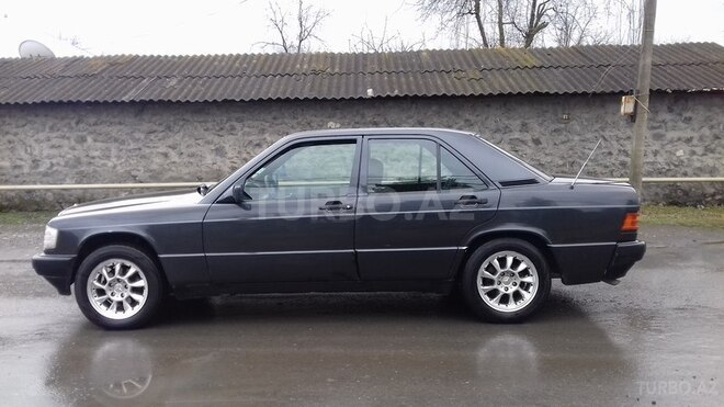 Mercedes 190 1990, 336,000 km - 1.8 l - Qəbələ