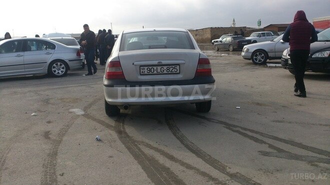Opel Vectra 1998, 358,245 km - 2.0 l - Bakı