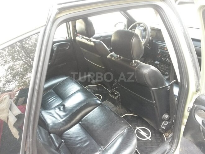 Opel Vectra 1996, 315,000 km - 1.8 л - Bakı