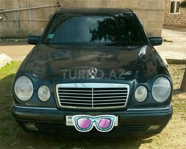 Mercedes E 240 1996, 287,000 km - 2.3 l - Bakı