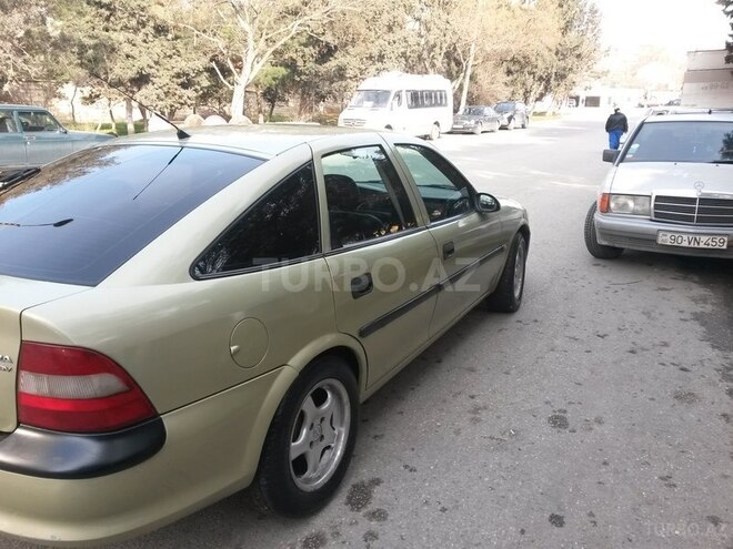 Opel Vectra 1996, 315,000 km - 1.8 л - Bakı