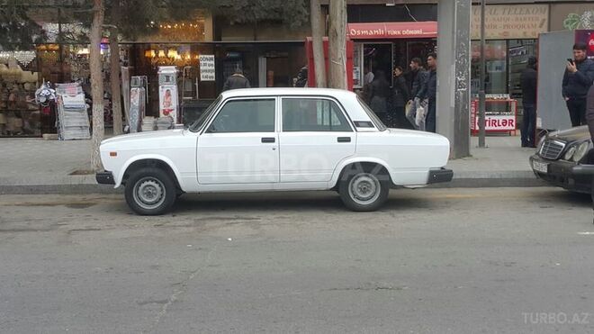 LADA (VAZ) 2107 2011, 117,990 km - 1.6 л - Bakı
