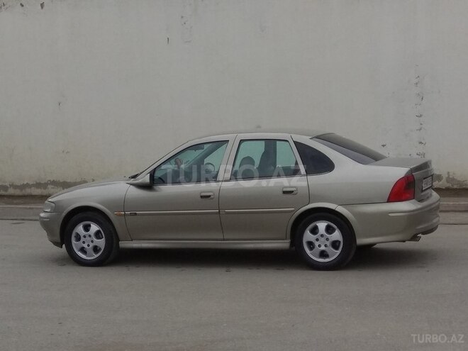 Opel Vectra 1999, 226,000 km - 1.8 l - Bakı