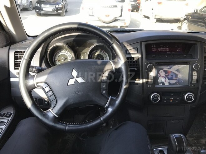 Mitsubishi Pajero 2009, 125,000 km - 3.0 l - Bakı