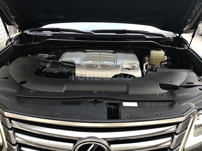 Lexus LX 570 2016, 19,400 km - 5.7 l - Bakı