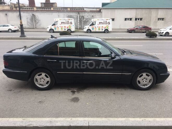 Mercedes E 270 2000, 291,000 km - 2.7 l - Bakı